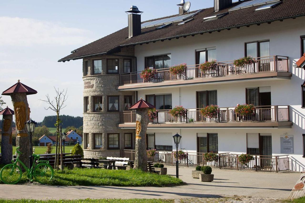 Landhotel Kastanienhof Georgenberg Экстерьер фото